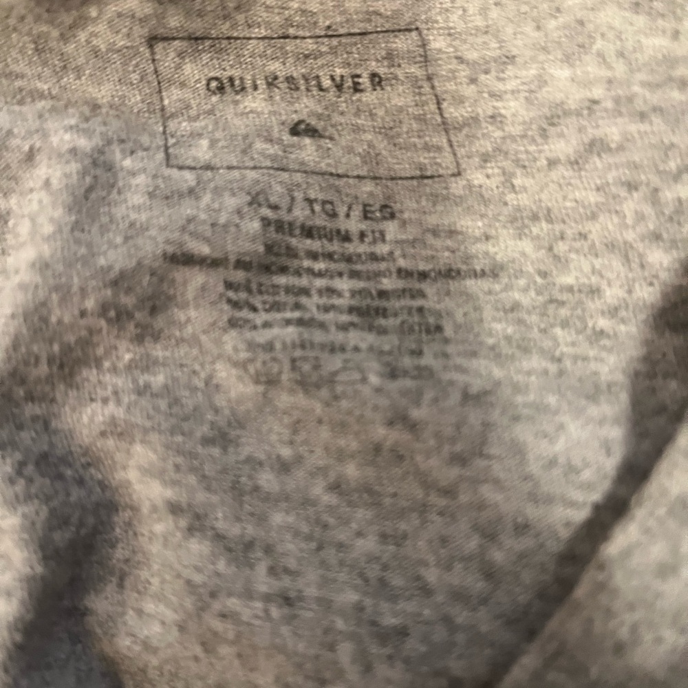 Quiksilver T-Shirt BUNDLE - Set of 3 - Picture 5 of 7